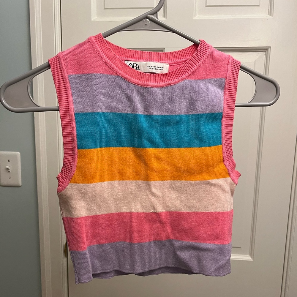 Colorful knit top